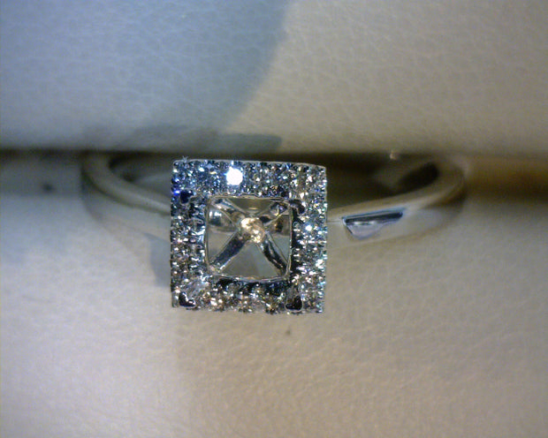 Colored Stone Rings  -  Women'