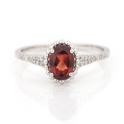 14k White Gold 0.93ctw Garnet Vintage Ring