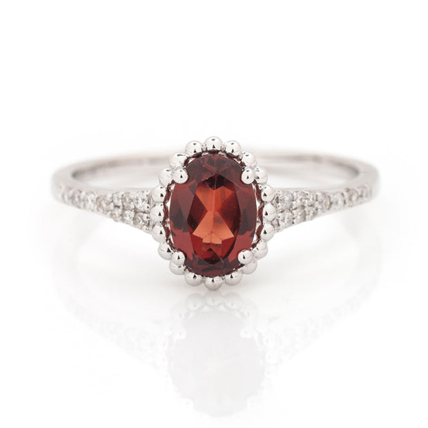 14k White Gold 0.93ctw Garnet Vintage Ring