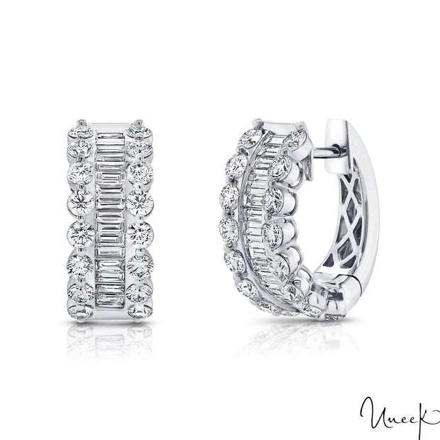 18k White Gold 2.0ctw Huggie Diamond Earrings