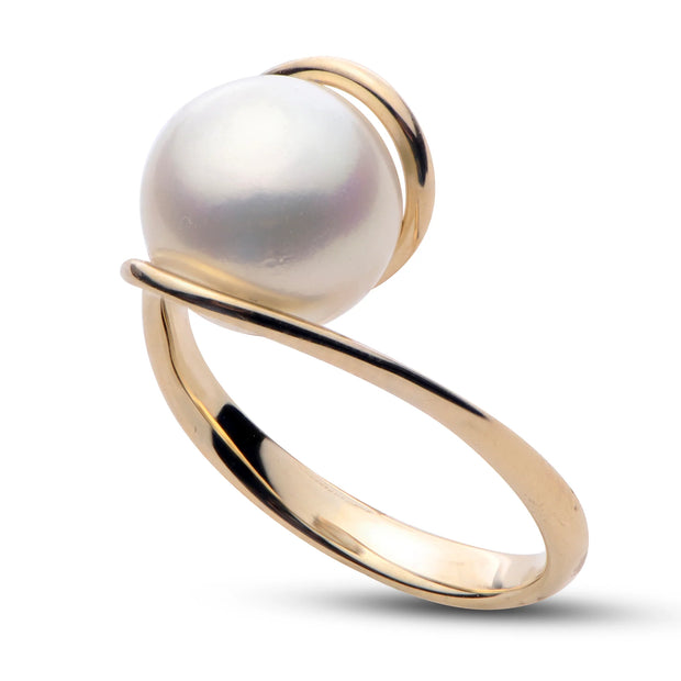 14K Yellow Bypass Twist Ring with 9.0mm Freshwater Pearl